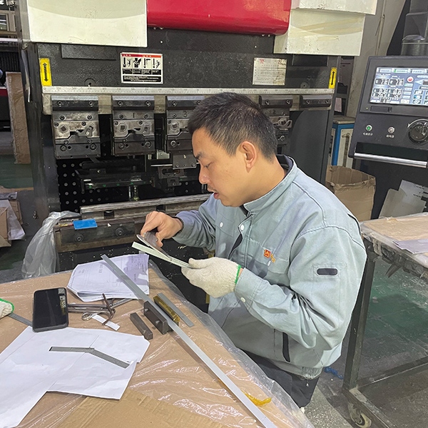 钣金成型