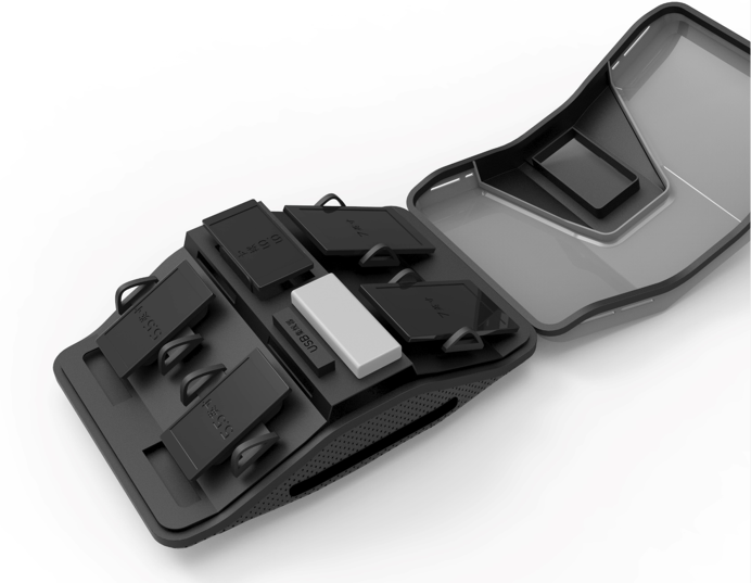 > The blister case can be opened to maintain the equipment. The structural strength of the mobile phone fixed frame can be angled to support the equipment for easy observation.